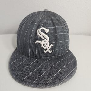 Vintage New Era White Sox Striped Fitted Hat-Size 7 1/4